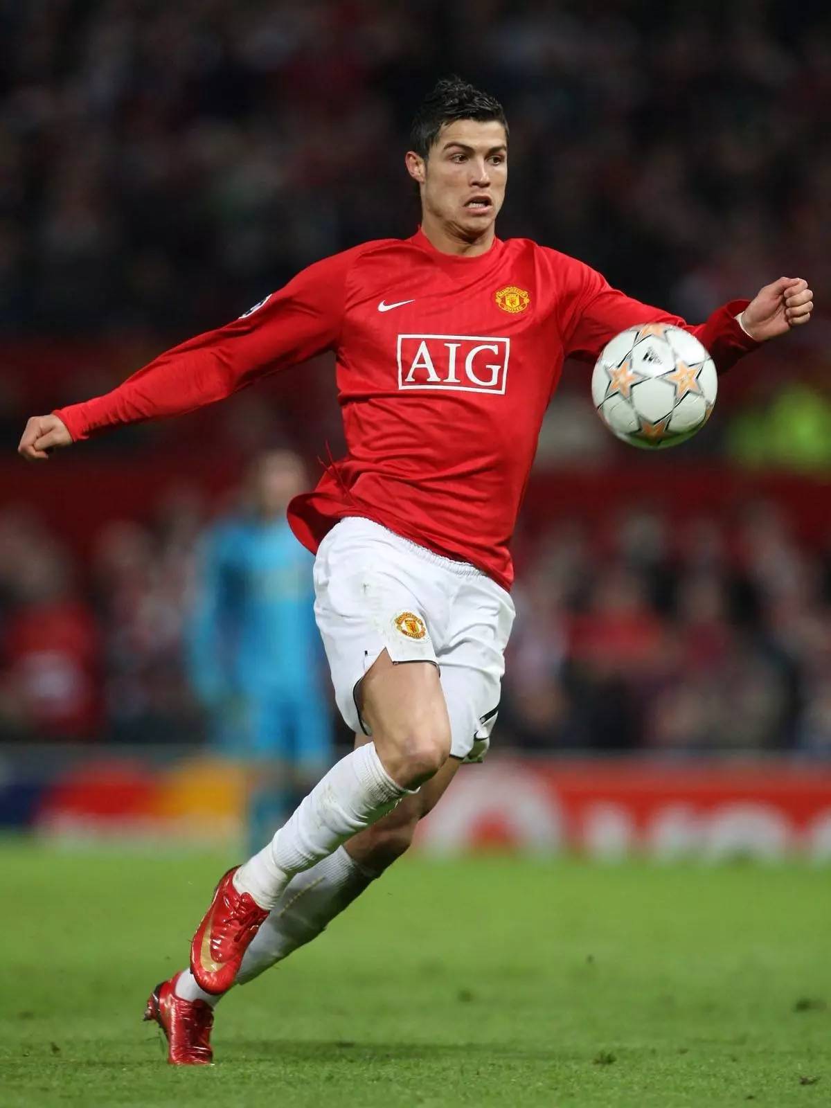 他在攻防两 他在攻防两